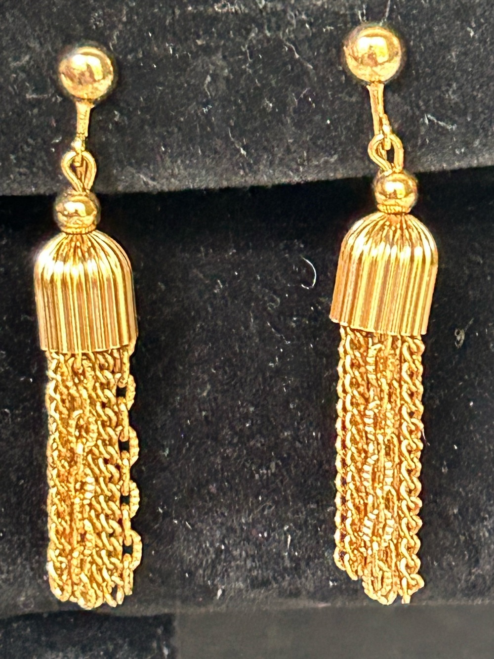 Sarah Coventry Gold Tassel  Chain Drop Clip Earrings (6)